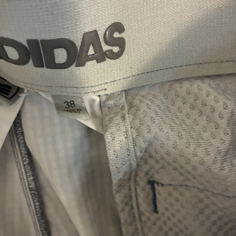 Adidas Ultimate365 Golf Shorts Mens Size 38 Comfort Waist Check Logo Performance - Picture 3 of 10